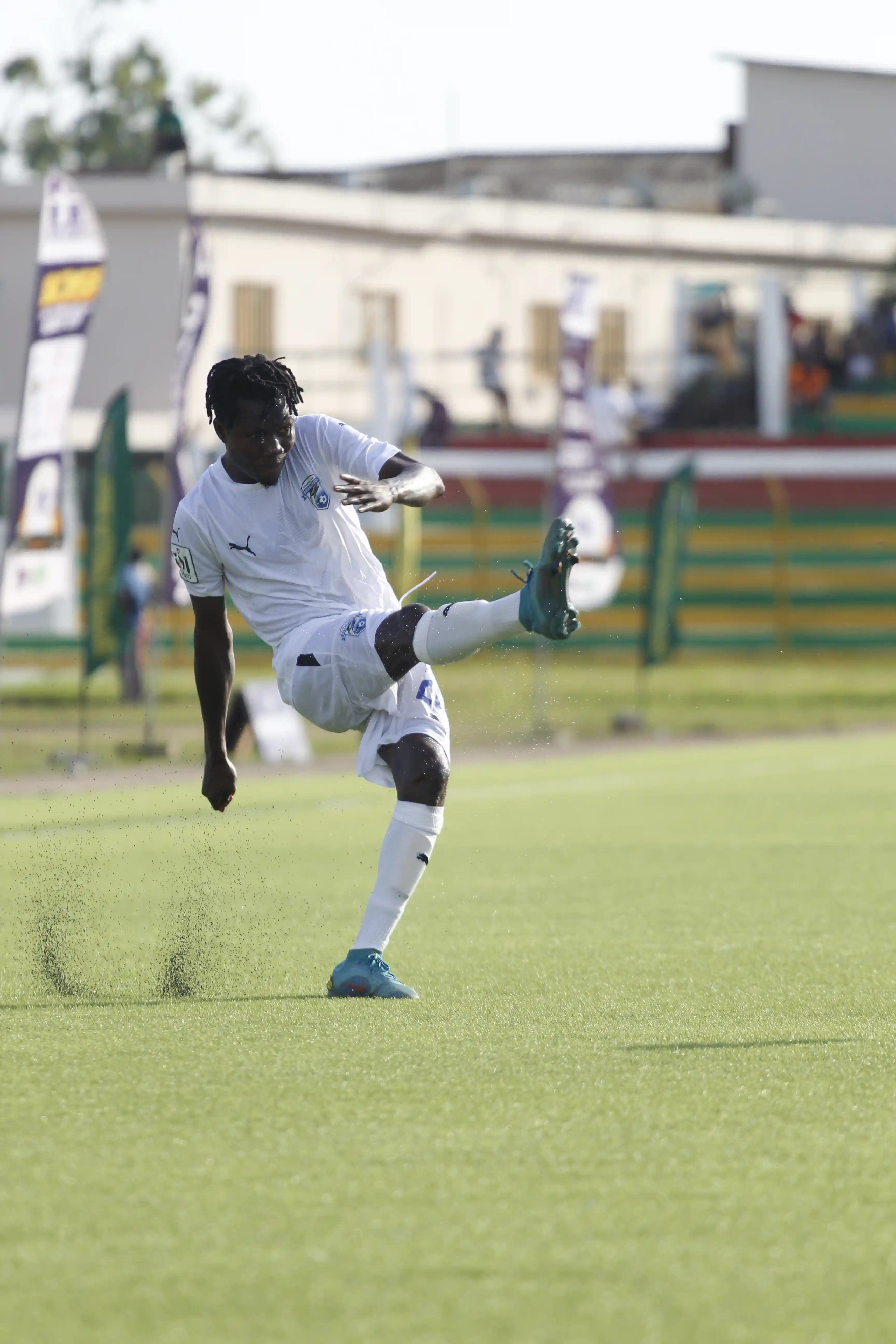Couverture Photographique CAF & Championnat D1